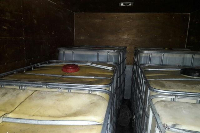 Aseguran en Texmelucan pipa y camioneta con combustible robado; hubo un detenido image 1