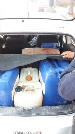 Detienen en Atlixco a presuntos huachicoleros con 400 litros de combustible image 2