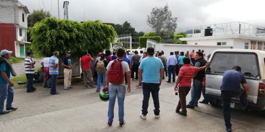 Sindicato Mexicano de Electricistas se enfrenta a CFE en Huauchinango image 1