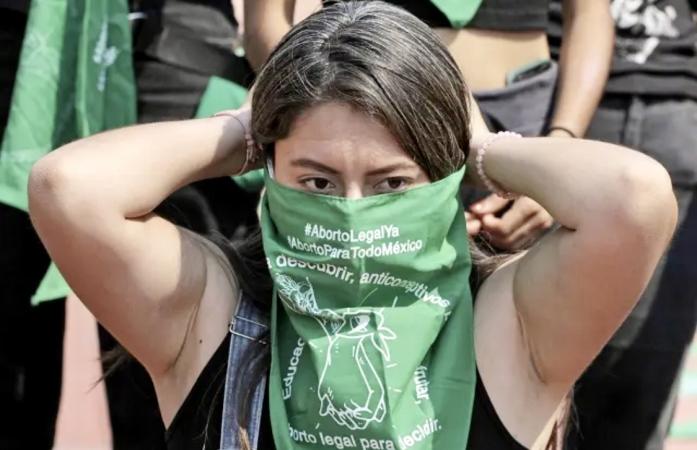 Alertan feministas de Atlixco sobre vigilancia de la policía en sus actividades
