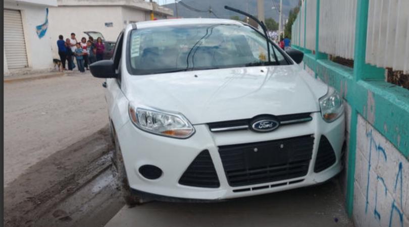 Vecinos detienen a presuntos asesinos de joven en Tecamachalco