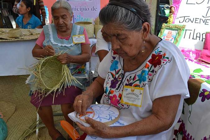 Celebran en Izúcar juegos de las personas de la tercera edad image 1