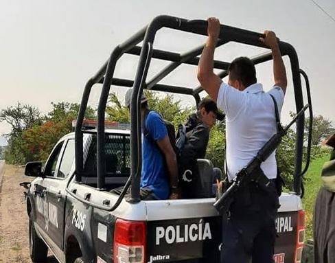 El Pollo y su cómplice intentaban robar escuela en Izúcar