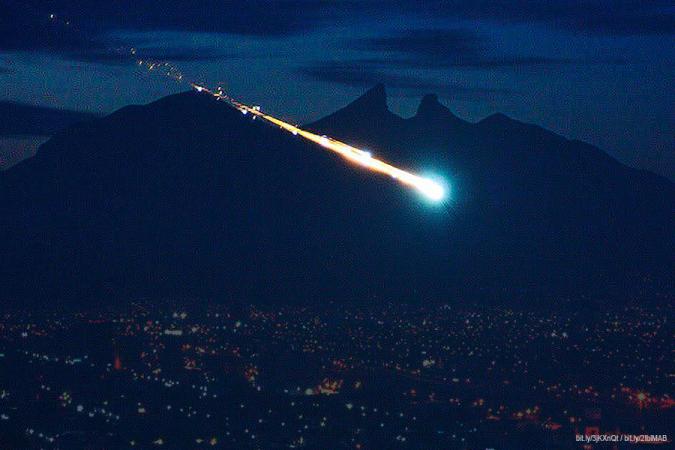 VIDEO Un meteoroide natural a la Tierra cruzó Monterrey