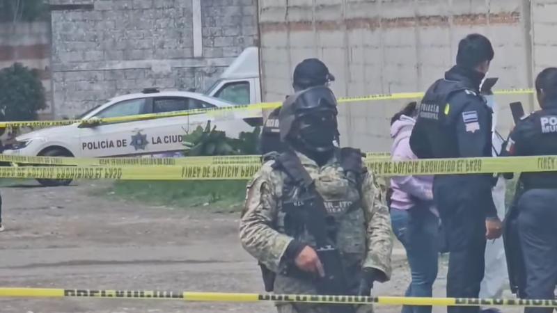 Autoridades hallan restos humanos en costal del Mercado Morelos
