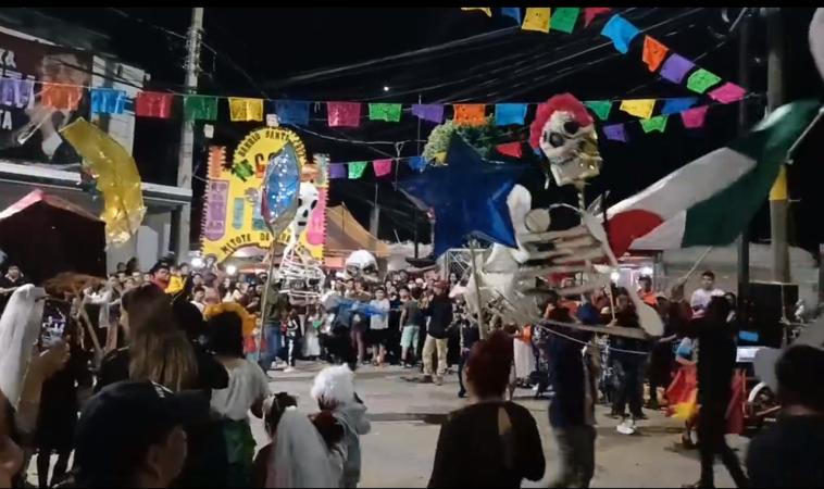 Realizan segundo mitote de muertos en Izúcar