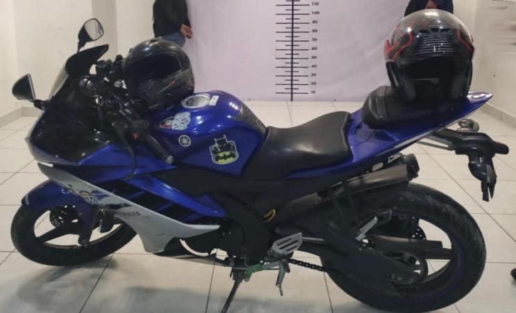 Roban moto en San Andrés Cholula pero al huir derrapan y son detenidos