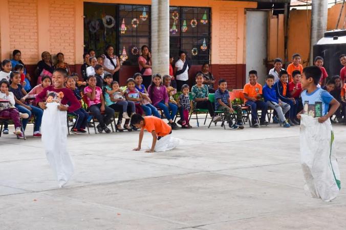 En Huitzilan trabajan por un futuro próspero para la niñez