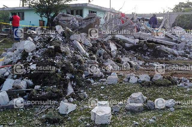 Atienden en Puebla a lesionados de la explosión en Chilchotla image 3
