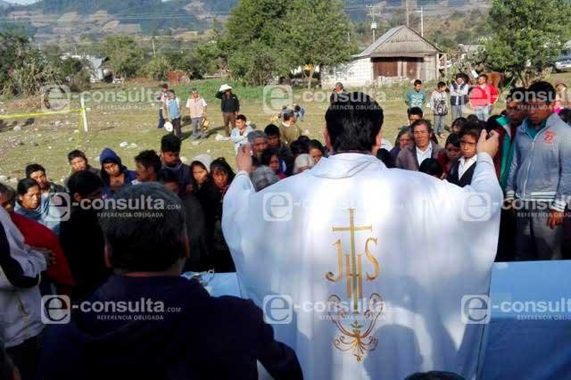 Atienden en Puebla a lesionados de la explosión en Chilchotla image 2
