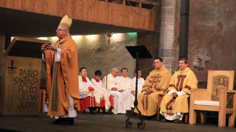 Obispo de Cuernavaca acusado de proteger a curas pederastas