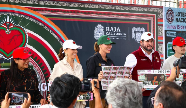Lotería Nacional presenta en Tijuana el Sorteo México con M de Migrante