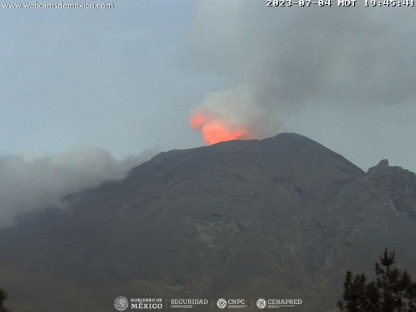 Popocatépetl registró 27 exhalaciones y una explosión en 24 horas