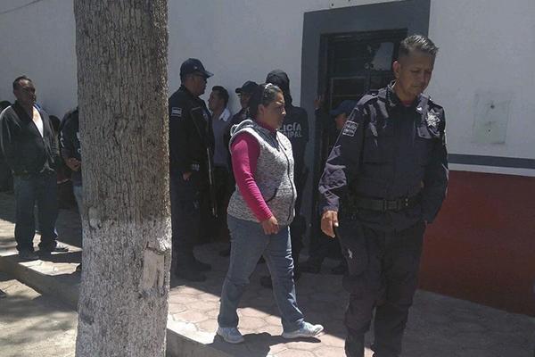 Acusan por presunto fraude a funcionario de Quecholac image 1