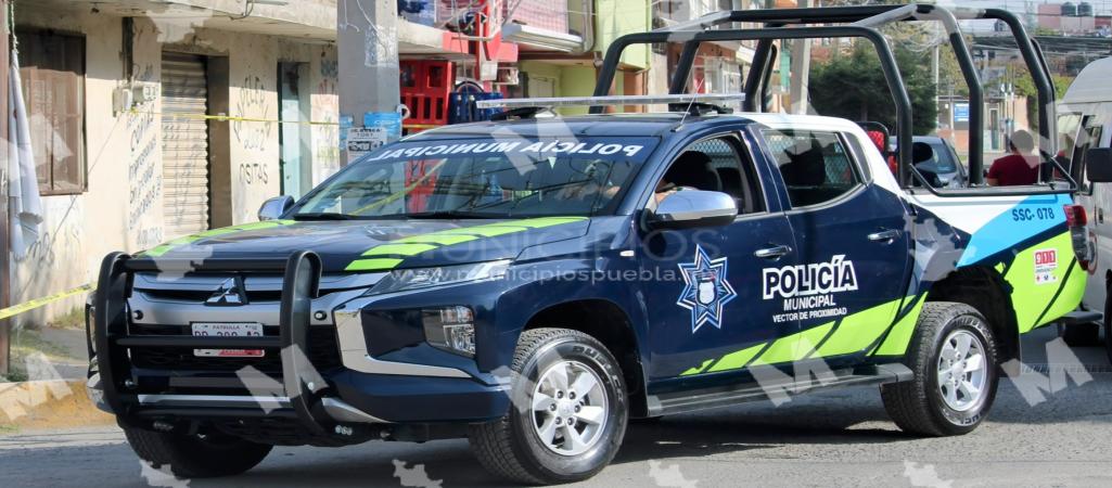 Joven se avienta del tercer piso, presuntamente se suicidó