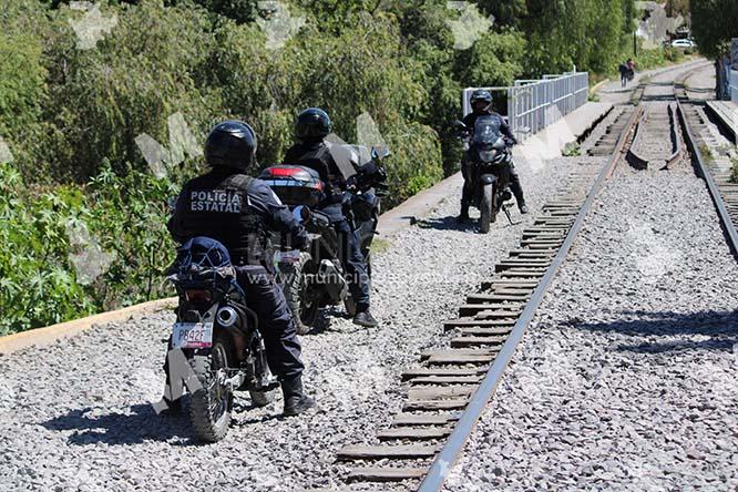 Hallan cadáver de hombre junto al Atoyac en la Romero Vargas