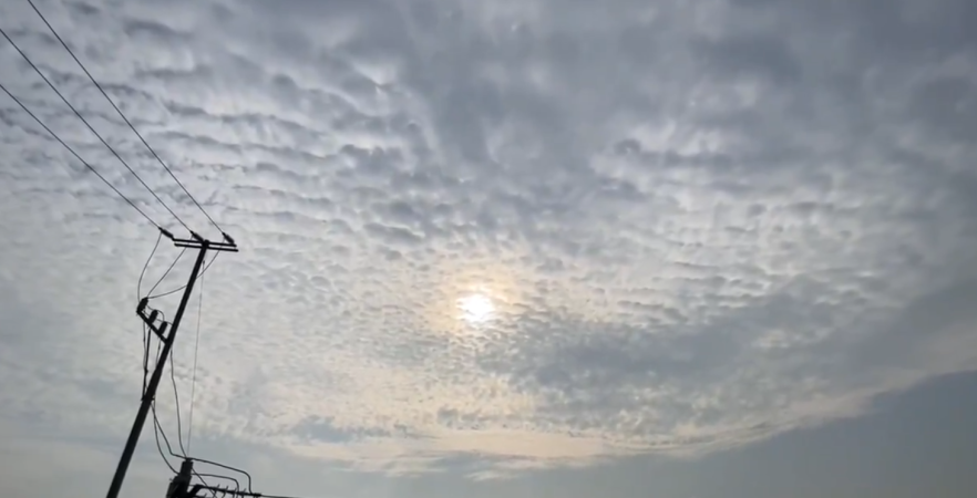 VIDEO Puebla amanece este viernes con un cielo aborregado