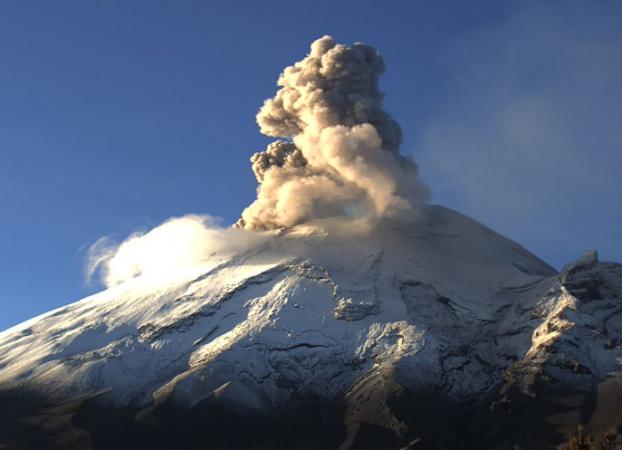 VIDEO Popocatépetl registra cuatro explosiones y sismos volcanotectónicos