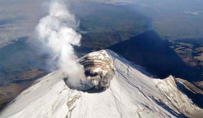 Continúa la actividad del Popocatépetl
