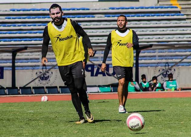 Lobos intensifica su práctica de cara al duelo ante el Club Puebla image 2