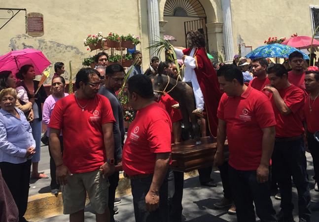 No es malo vacacionar en Semana Santa: sacerdote