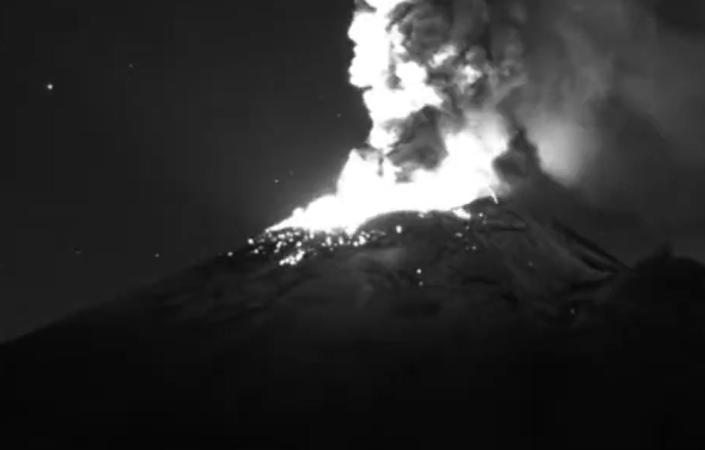 VIDEO Popocatépetl presenta gran actividad esta madrugada
