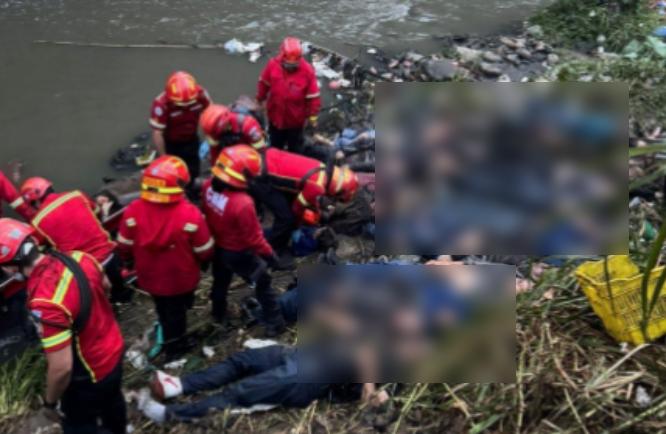 Autobús se va a barranco en Guatemala; hay al menos 40 muertos