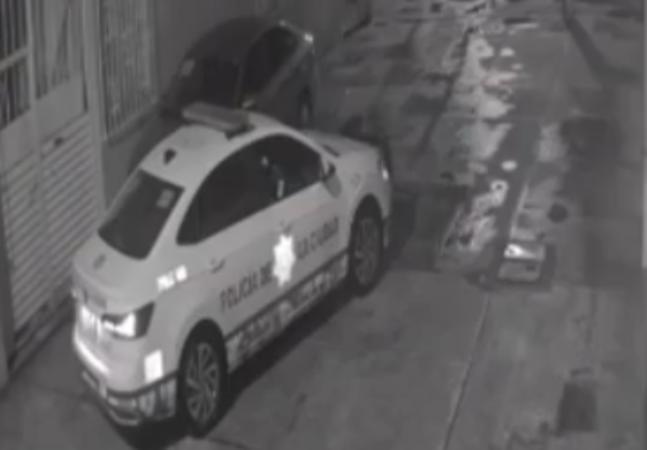 Acusan a policía municipal de Puebla por robar autoparte en Agua Santa