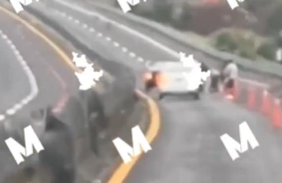 VIDEO Graban el robo de una camioneta en Calpulalpan