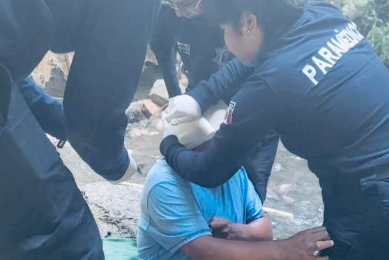 Hombre cae desde un puente en Ocoyucan