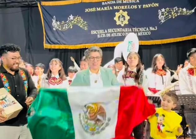 Banda de música de Atlixco brilla en festival internacional en Colombia