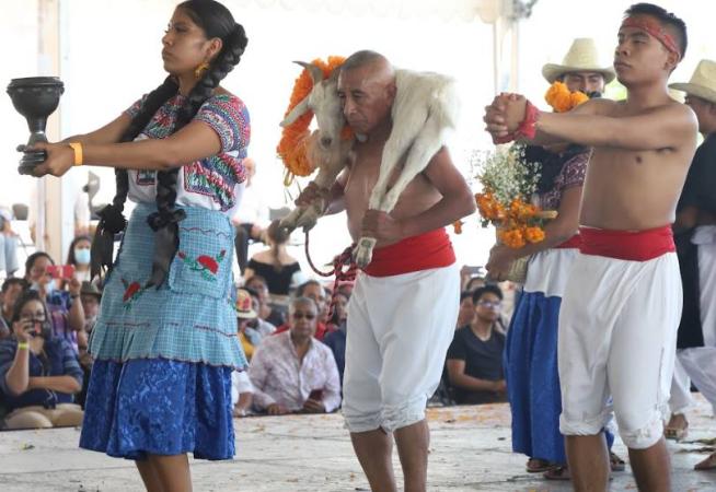 Barbosa inicia temporada del Mole de Caderas en Tehuacán 2022 image 2