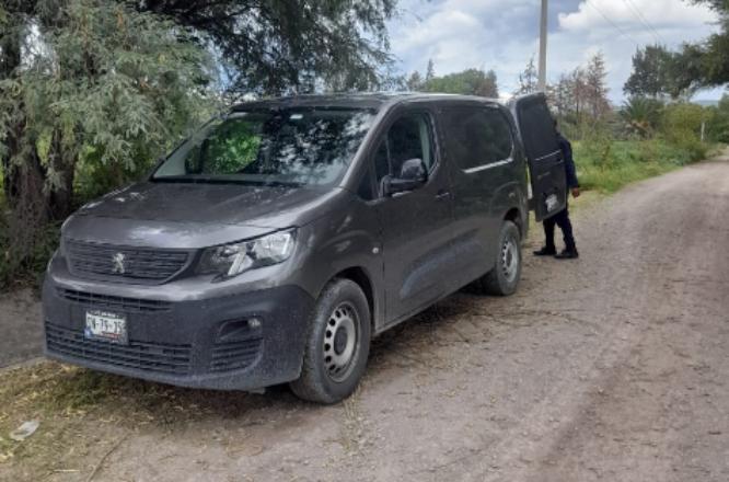 En Tochtepec policías recuperan vehículo robado y rescatan a conductor