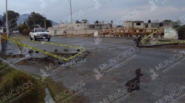 A punto de colapsar puente en Libres image 2