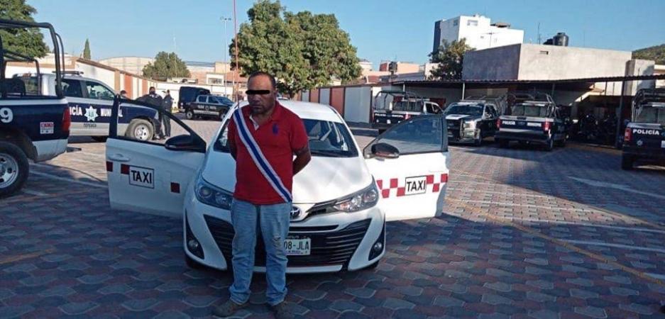 En Tepeaca recuperan un vehículo con reporte de robo