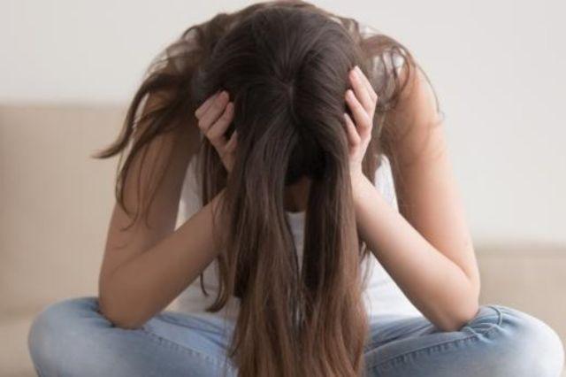 Salud mental de jóvenes se deteriora más que la de adultos, revela estudio