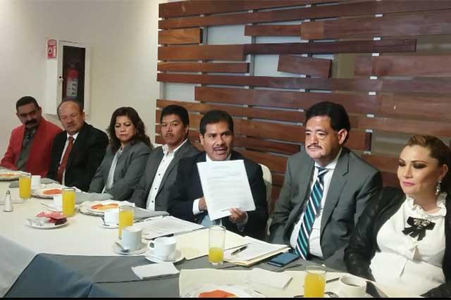 Rechaza exhorto edil de Tecamachalco, dice que es para frenar aspiraciones