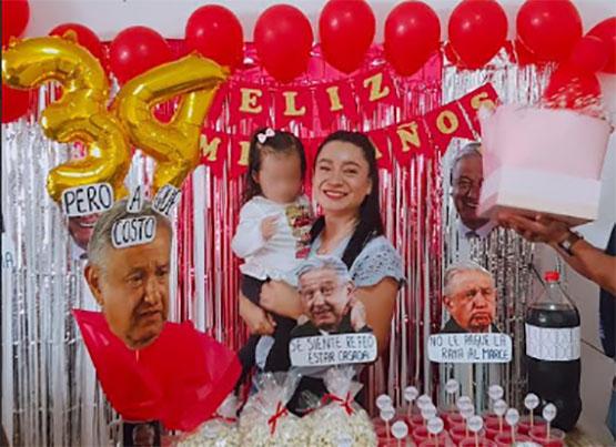 Médico izucarense festeja cumpleaños con temática de AMLO