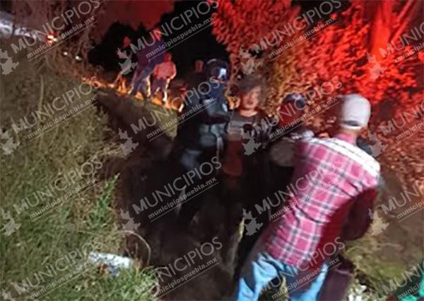 VIDEO Chocó contra varios autos en la federal México-Puebla y casi lo linchan