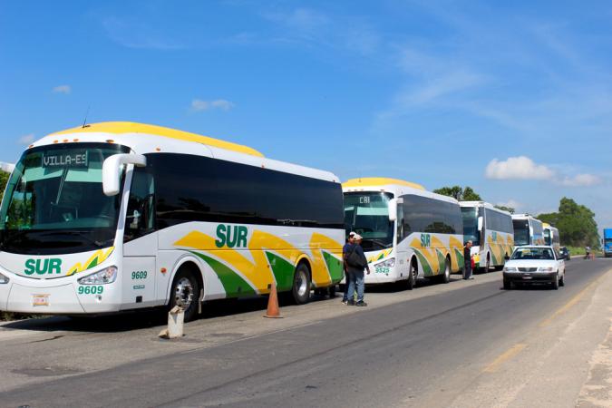 Atacan autobuses del transporte público en la Mixteca