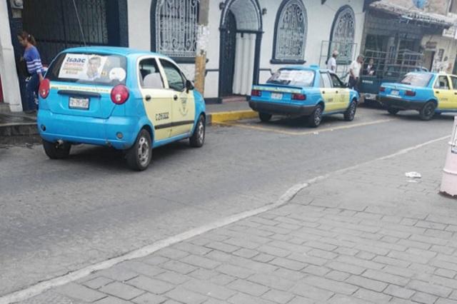 Transportistas planean plantón por obligarles a llevar propaganda del PAN