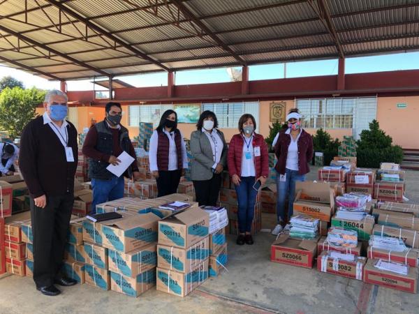Inicia en Teziutlán la entrega de más de 55 mil libros de texto