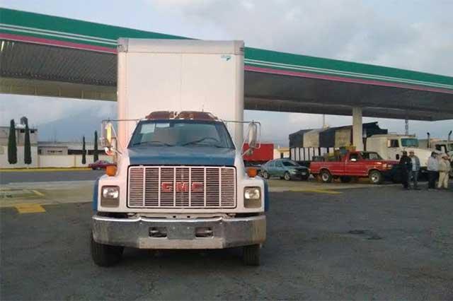 Detienen a 2 por robar un tractor en Atzizintla image 2