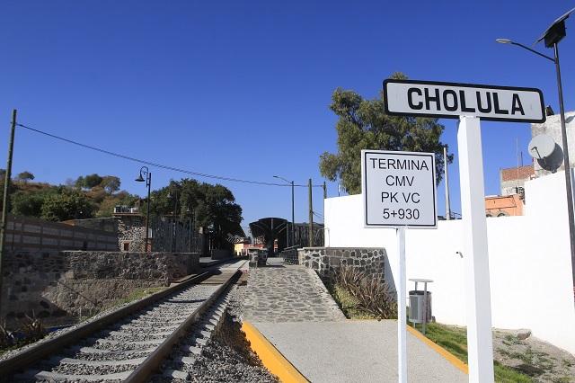 Apedrean Tren Turístico y le rompen cristal en Santiago Momoxpan image 3