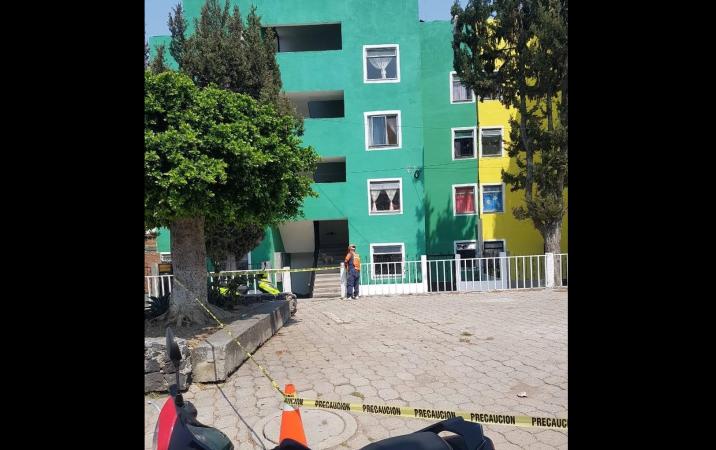 Sujeto lanza a su perra desde el tercer piso en Infonavit de Atlixco