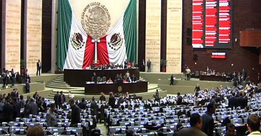 Morena busca eliminar requisito de mexicano de nacimiento para diputaciones federales