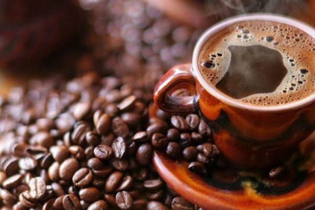 Café de olla en lugar de americano: Una muestra de identidad nacional frente a EE.UU.