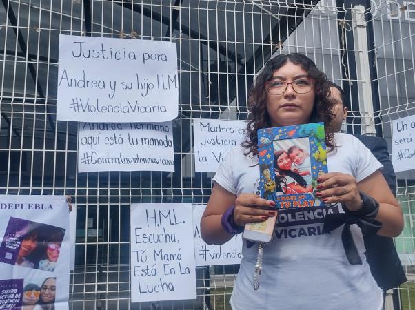 Reconocen lucha contra violencia vicaria de Andrea Lezama
