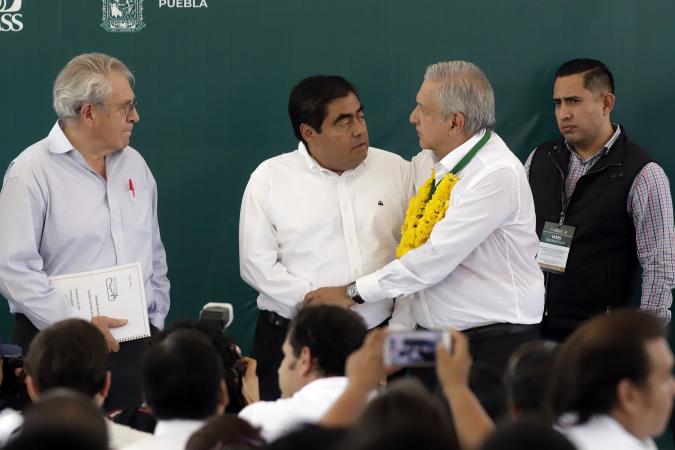 AMLO pide a Barbosa gobernar bajo principios de la 4a Transformación