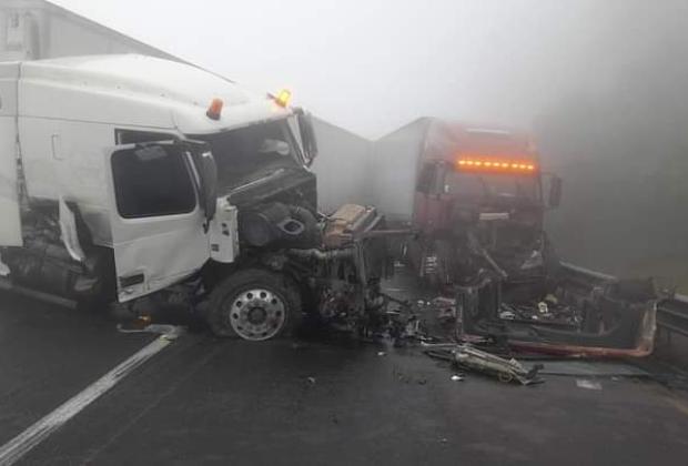 Hasta 20 vehículos involucrados en carambola en la autopista Puebla-Orizaba